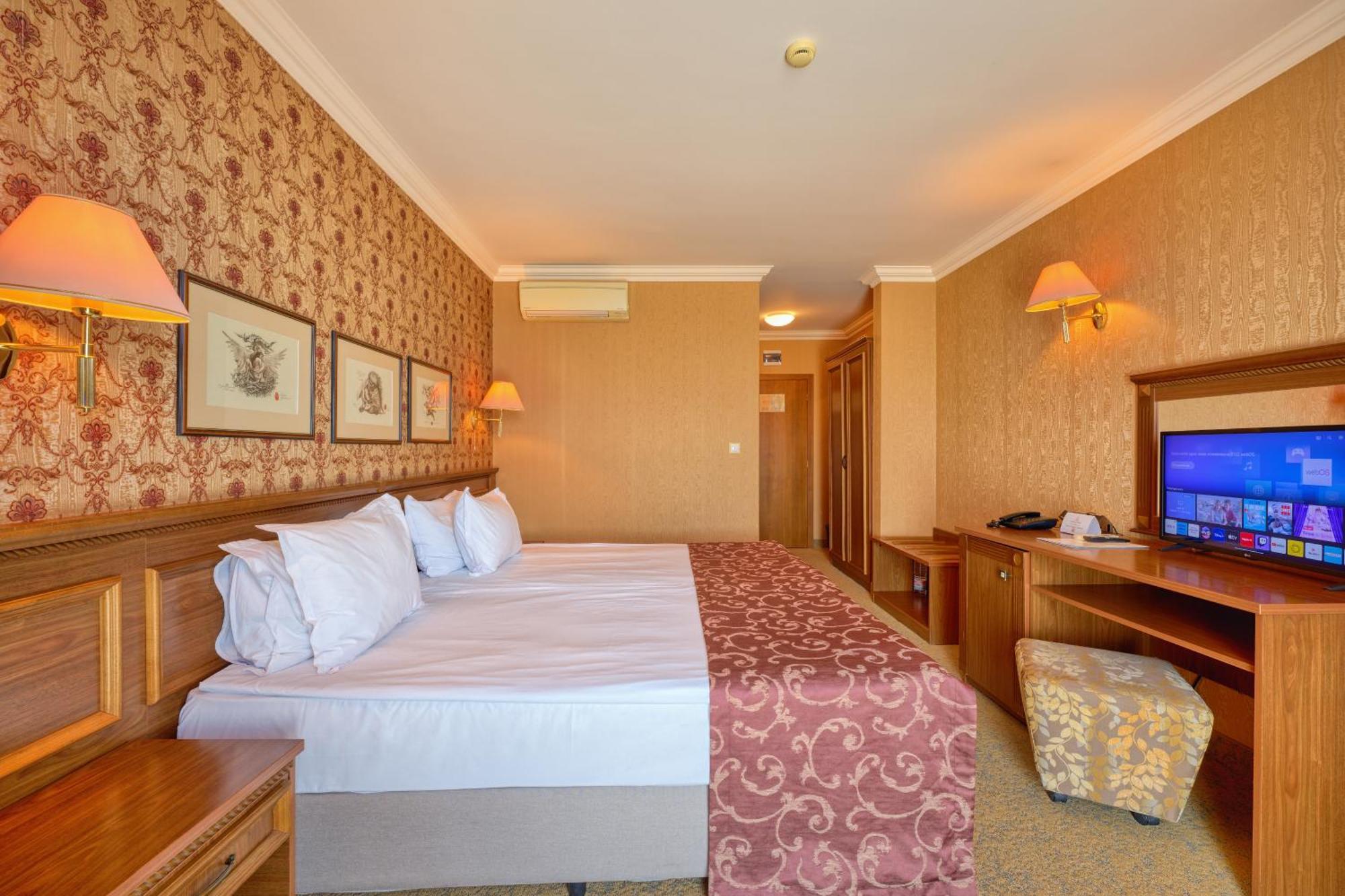 Hotel Club Central Hisarya Ngoại thất bức ảnh
