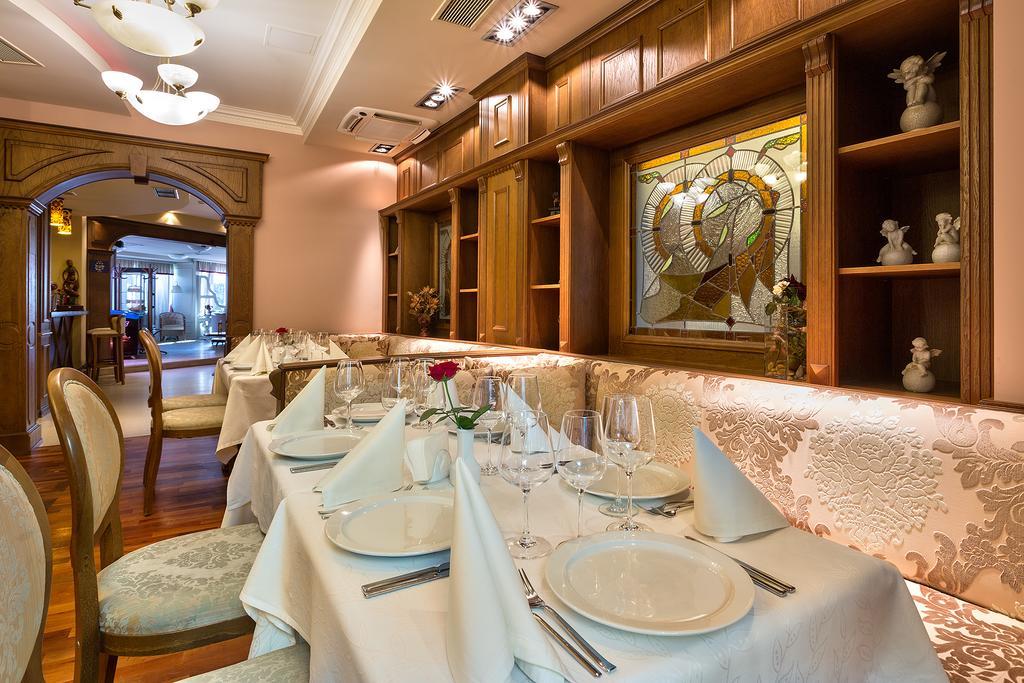 Hotel Club Central Hisarya Ngoại thất bức ảnh